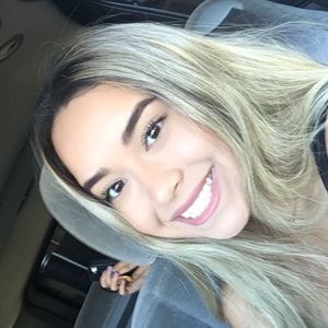 Meet your Posher, Cecilia